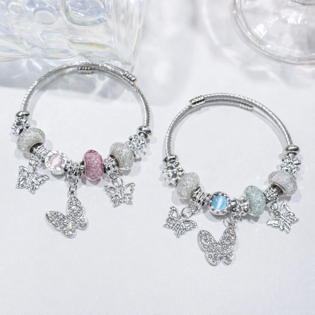 🦋 [New] Blue Stone Butterfly Charm Bracelet (Silver 925) 🦋