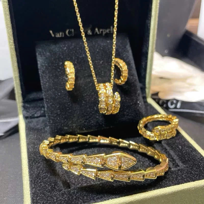 Luxury Snake-Inspired 4-Piece Women’s Jewelry Set with Crystals